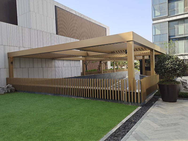 我公司主要承接景观廊架改造,燃气站装饰,木纹铝板,木纹铝方通,古铜做